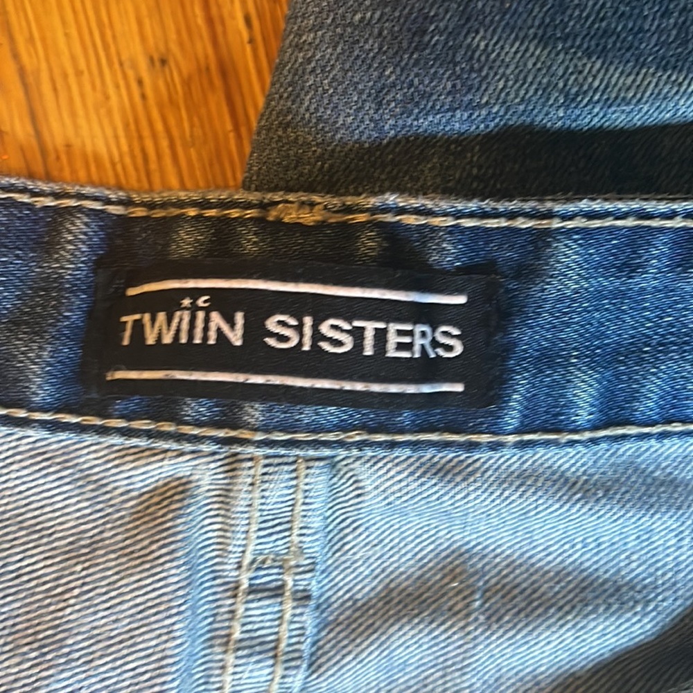 Jeans - Picture 3 of 3